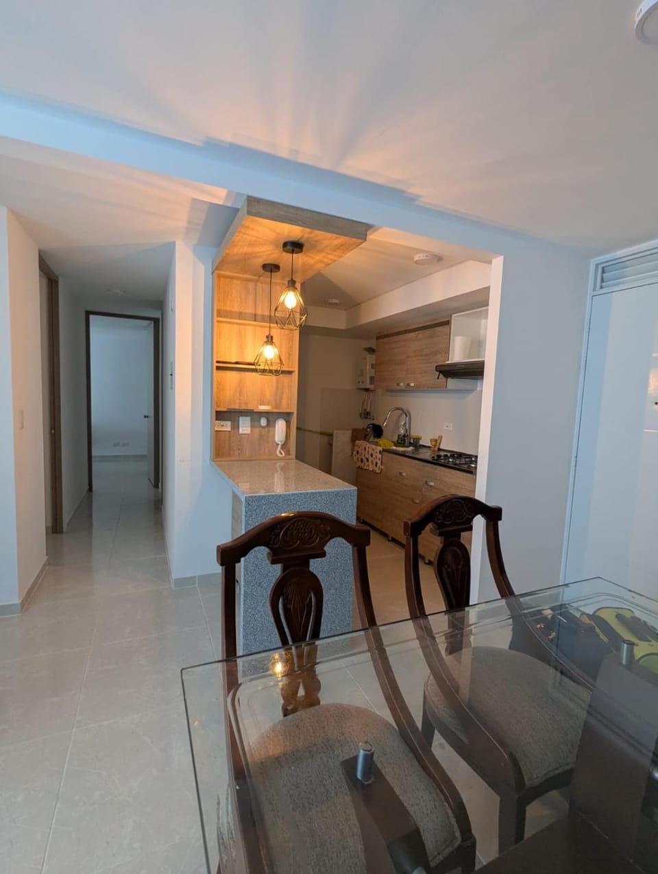 Kitchen or kitchenette, Dining area, minibar