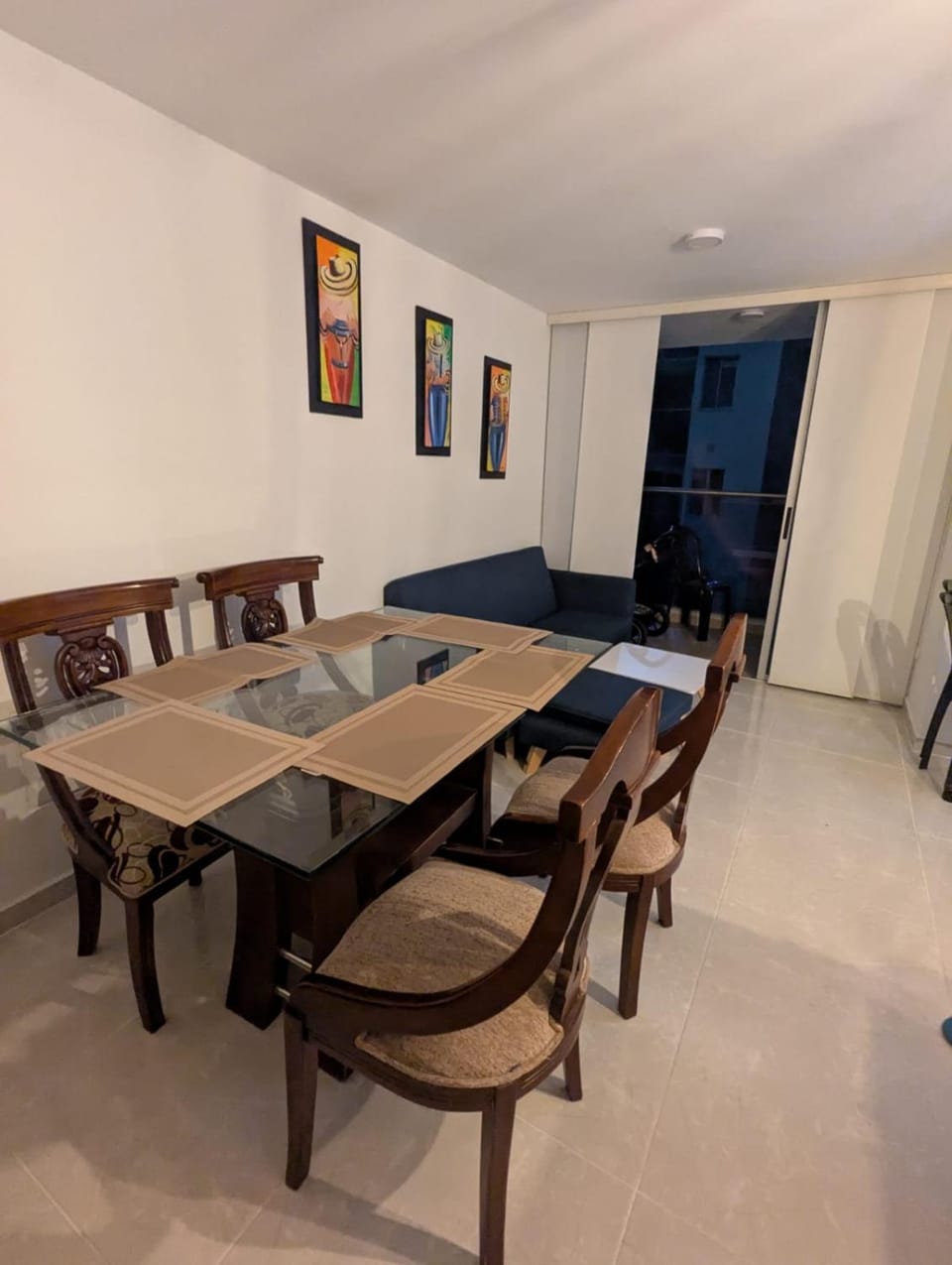 Living room, Dining area