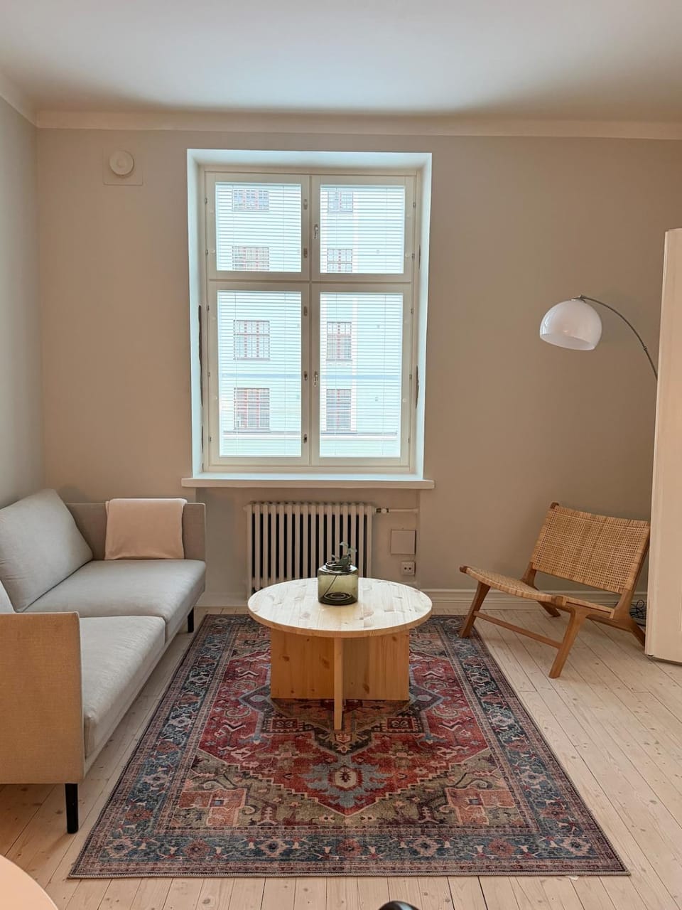 TAKA-TÖÖLÖ - a Stylish Urban Hideaway Apartment in Helsinki