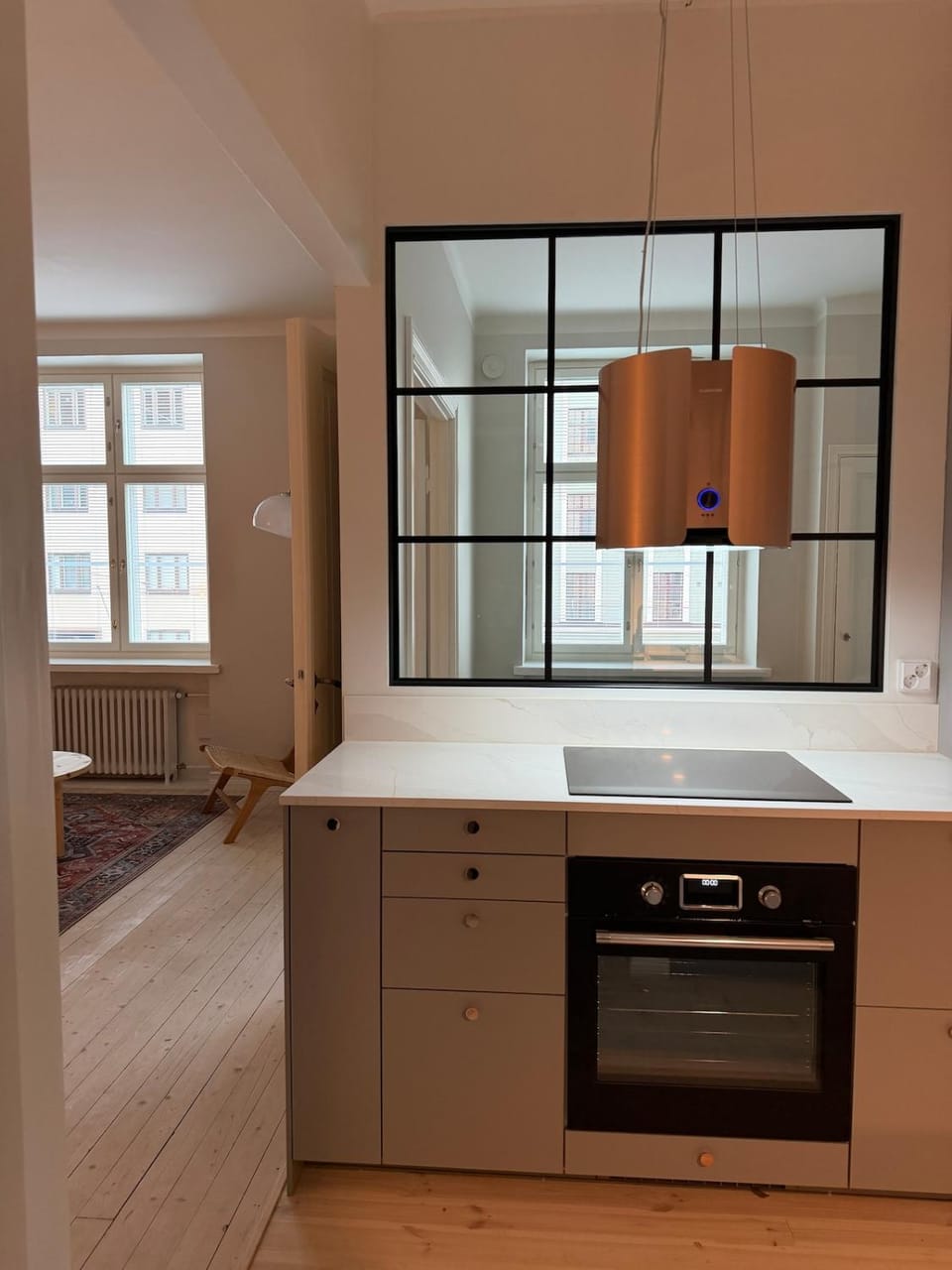 TAKA-TÖÖLÖ - a Stylish Urban Hideaway Apartment in Helsinki