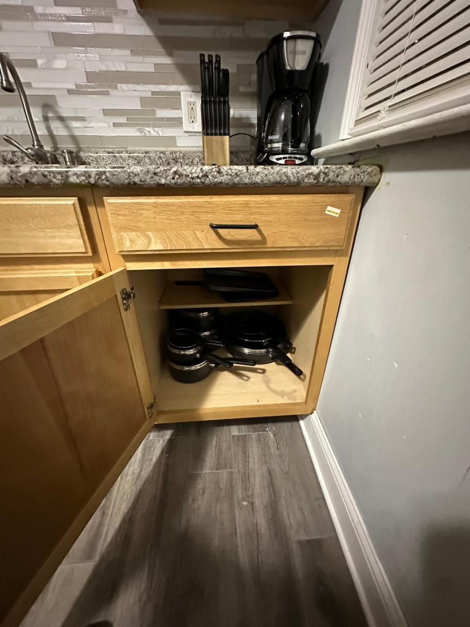 cozy home away from home Apartment in Cleveland Heights