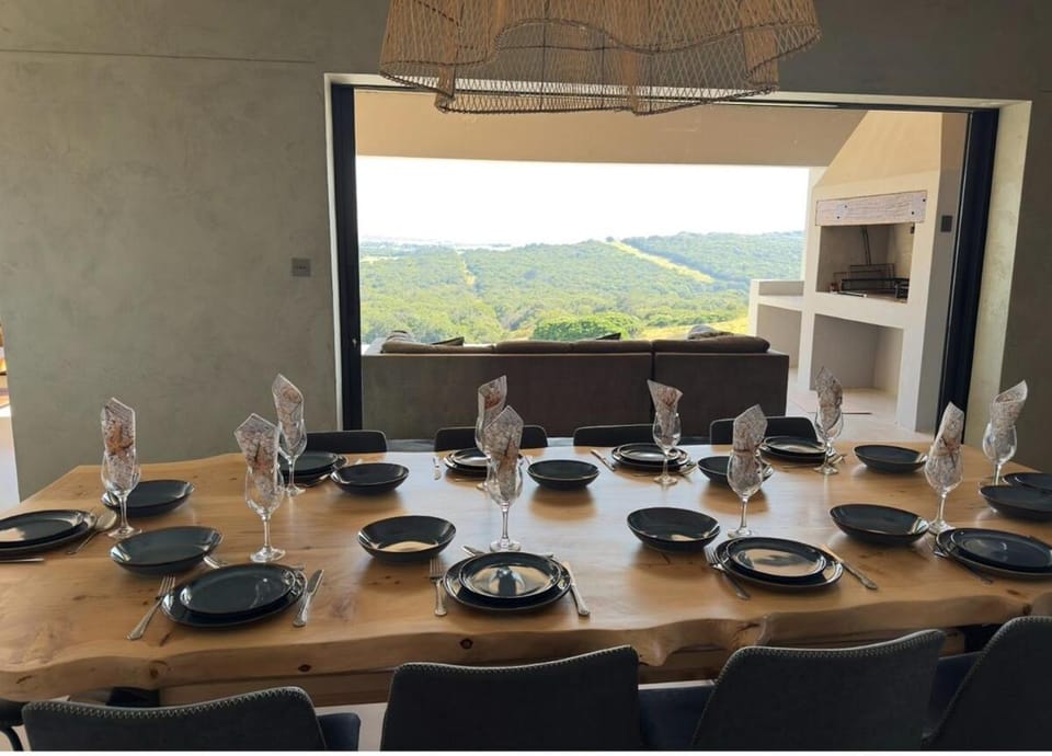 Food and drinks, Dining area