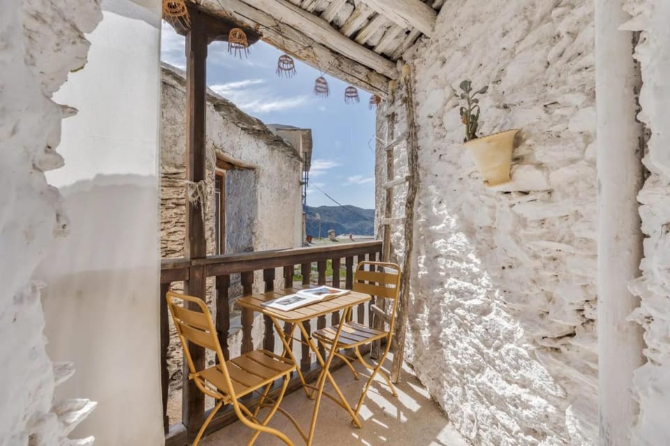 Apartamento Rural El Santuario en Atalbéitar House in Alpujarra Granadina
