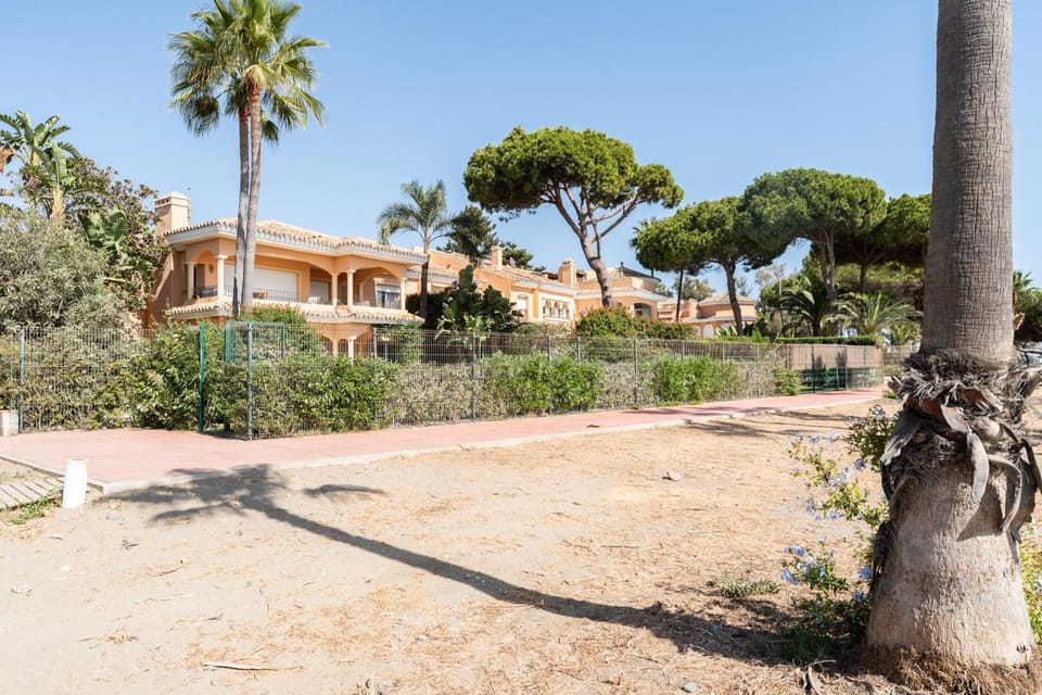 Garden, Garden view