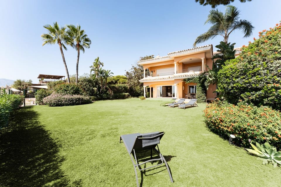 Garden, Garden view, sunbed