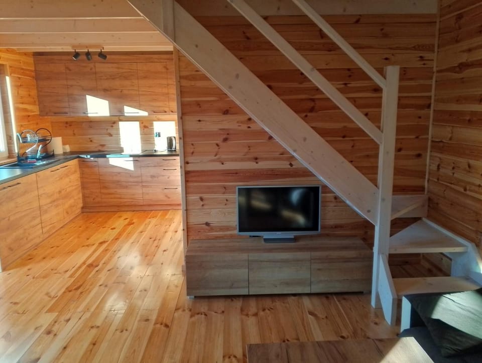 TV and multimedia, Kitchen or kitchenette, stove