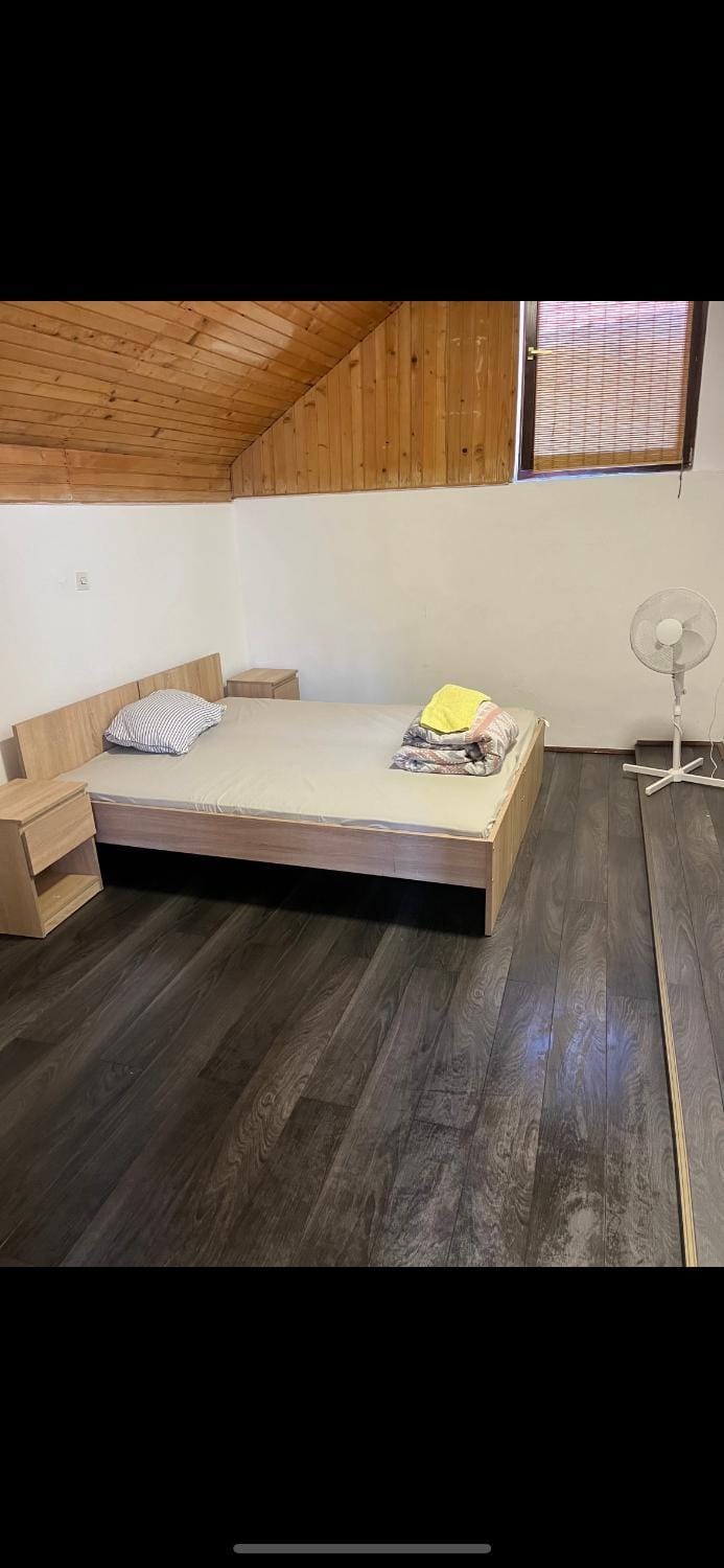 CC hostel double room with private bathroom Apartment in Novi Sad