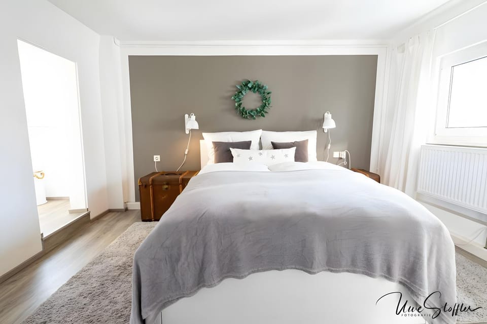Living room, Bedroom