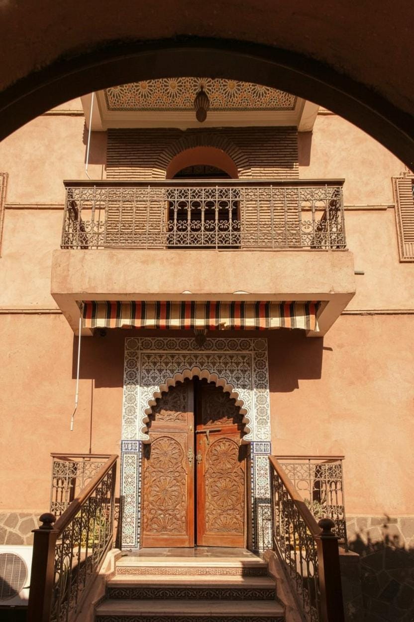 Riad Safran - Private Cook & Indoor Pool Gem Villa in Marrakesh