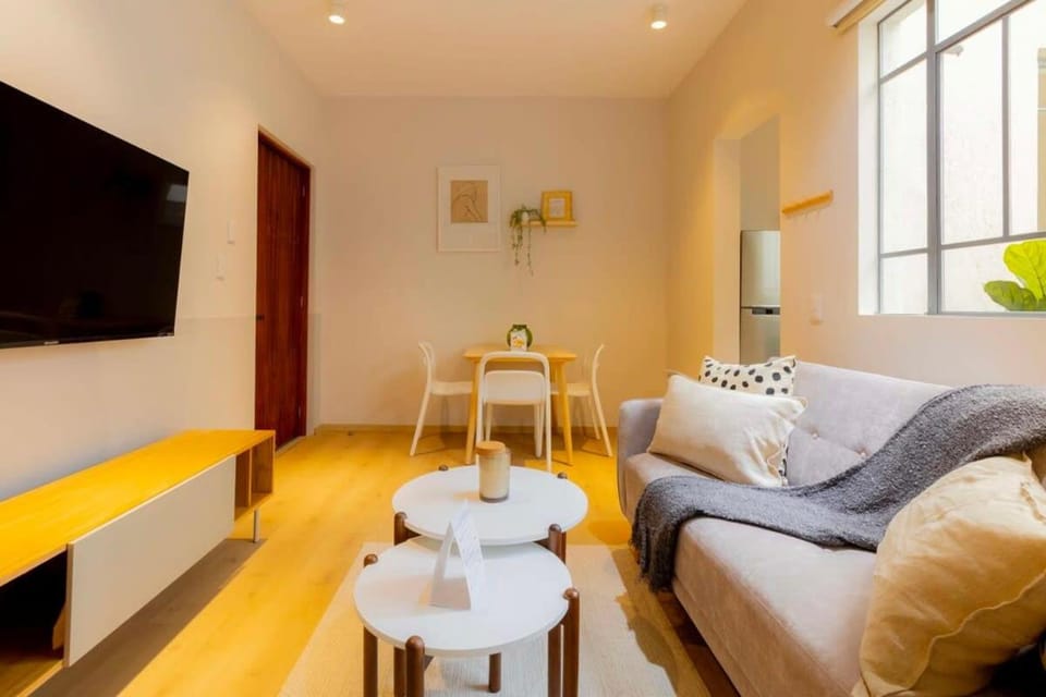 Capitalia Nuevo Polanco Patio & Pet Friendly Apartment in Mexico City