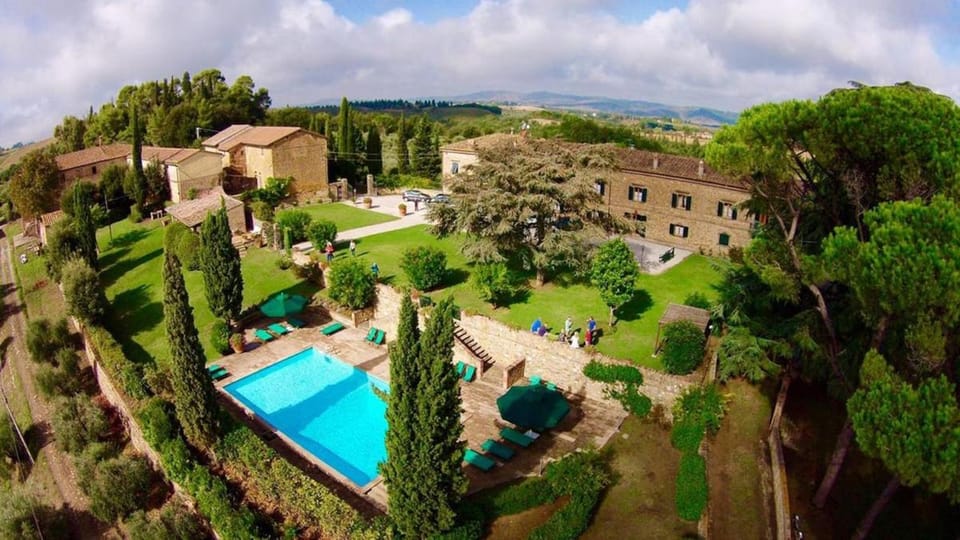 Property building, Pool view, Swimming pool