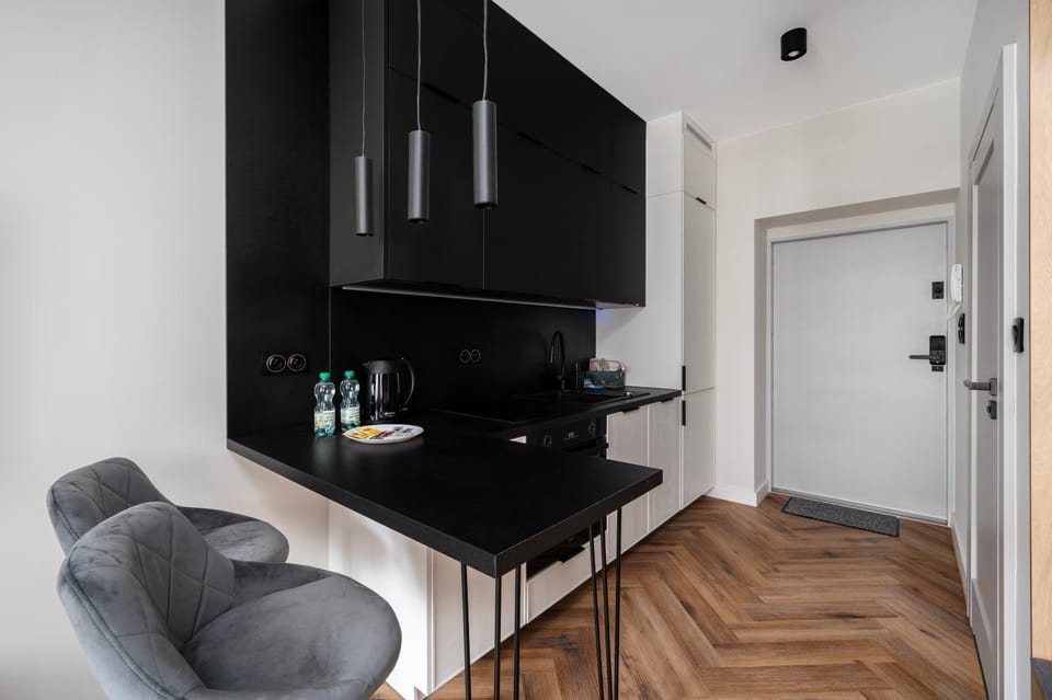 Kitchen or kitchenette, Living room, Seating area, stove