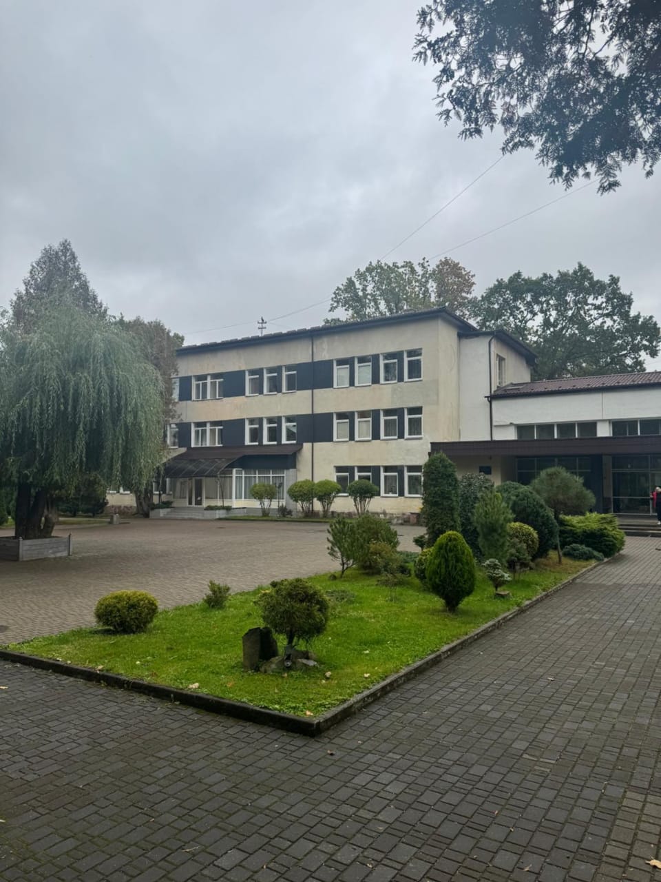 Property building, Day
