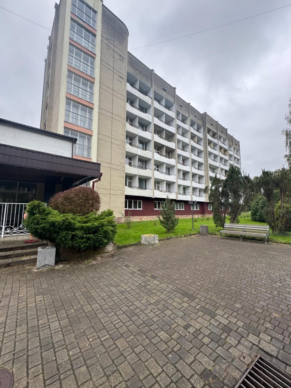 Property building, Day
