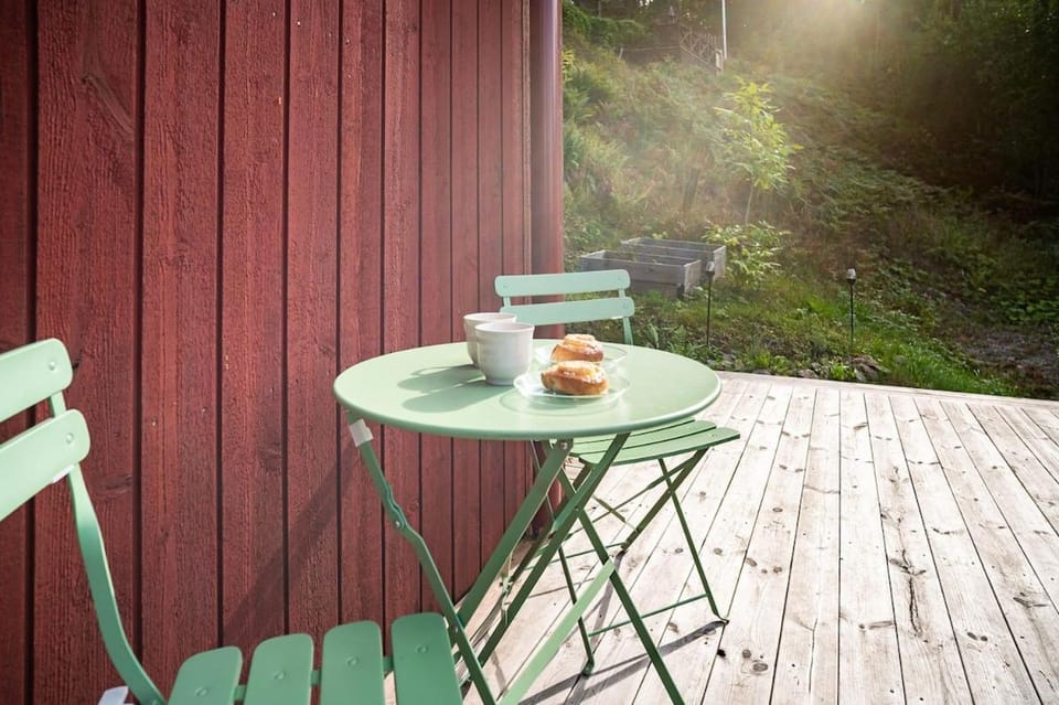 Cozy Retreat Close to Castle & Beach Apartment in Stockholm County