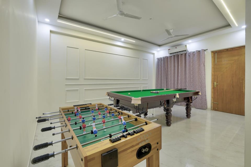 Activities, Game Room