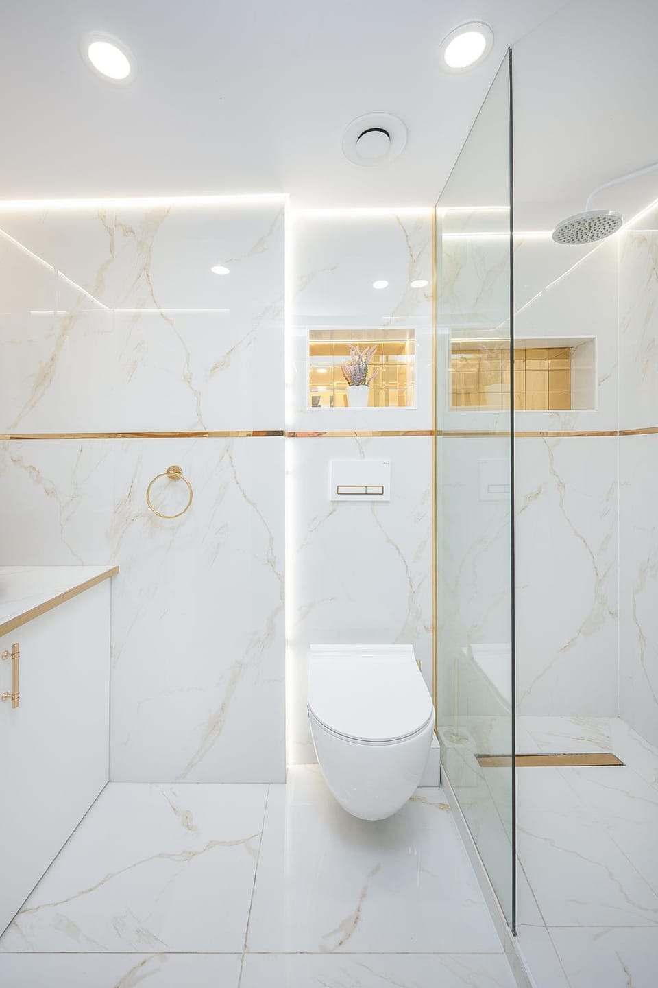 Shower, Toilet, Bathroom