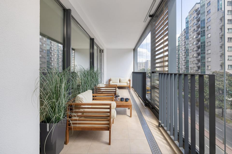 Luxury Apartment - Terrace - Garage - Center Apartment in Warsaw
