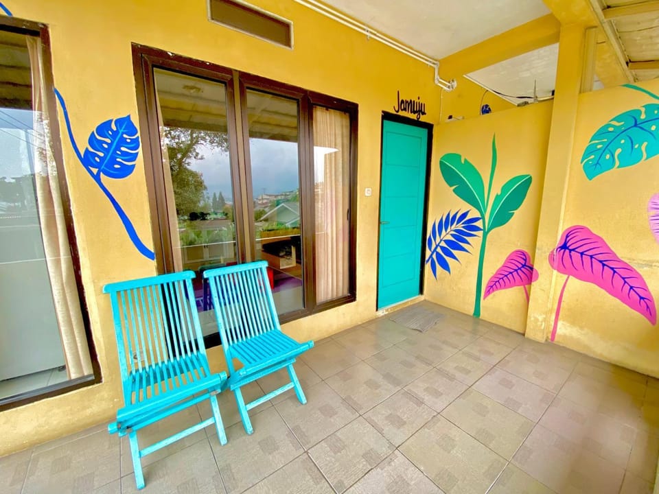 villa puncak ressort Villa in Cisarua
