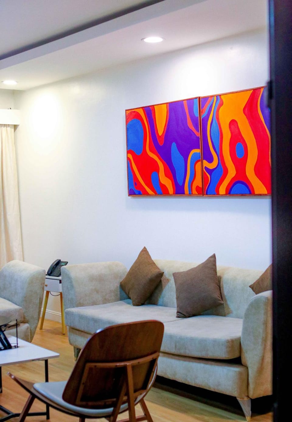 Living room, Decorative detail, Seating area
