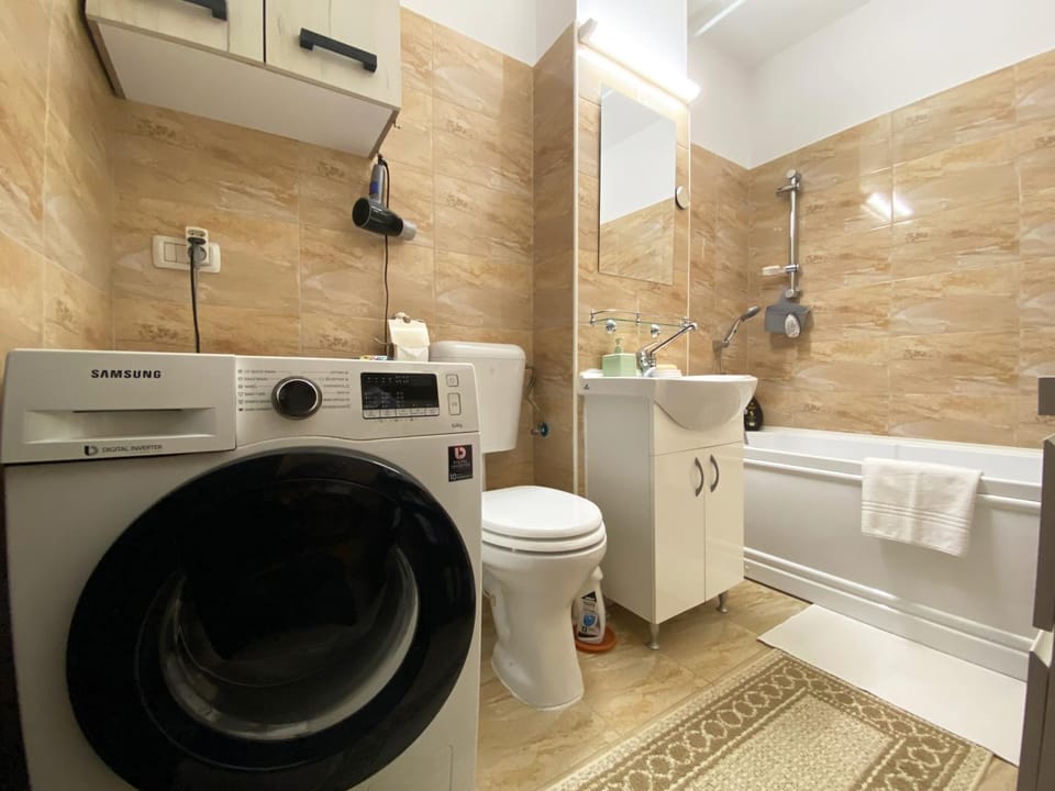 Toilet, Bathroom, Bath