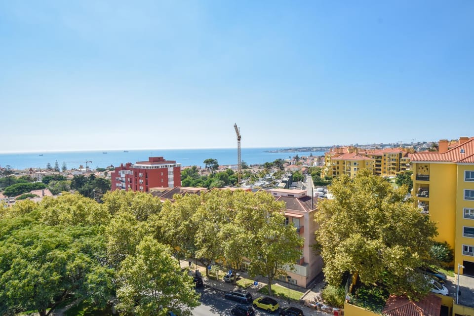 Property building, City view, Sea view, Location