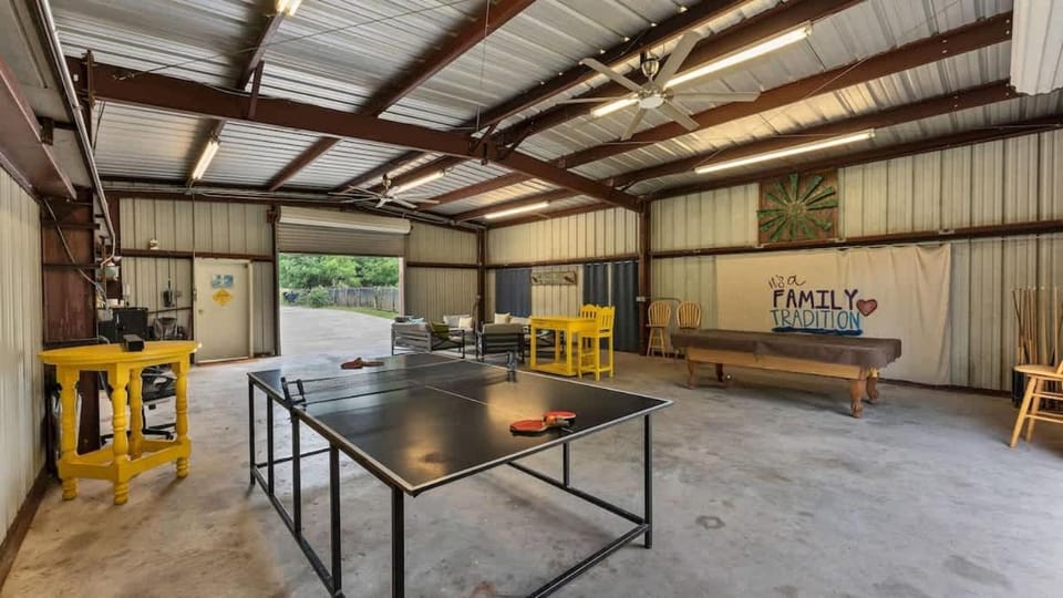 Shangrila - peaceful getaway on Lake McQueeney House in Seguin