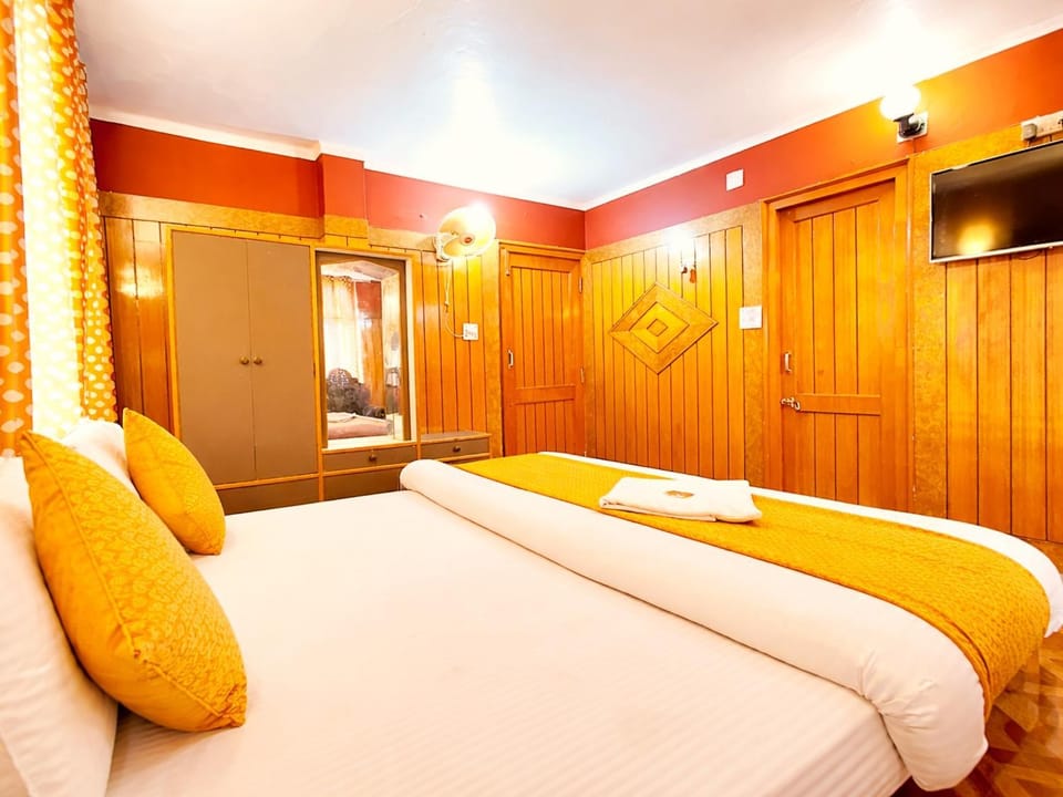 Hotel Ankur Premium Plaza Near Mall Road Nainital Hotel in Uttarakhand