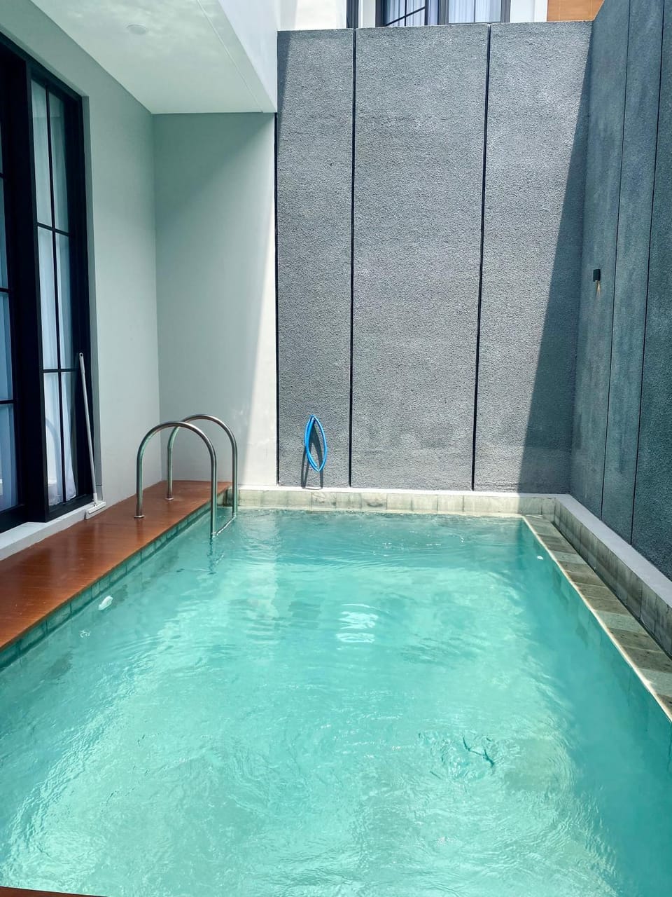 Pool view, Swimming pool