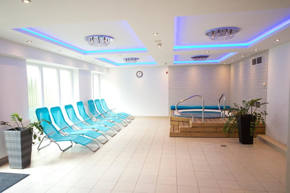 Hot Tub, Sauna, Spa and wellness centre/facilities