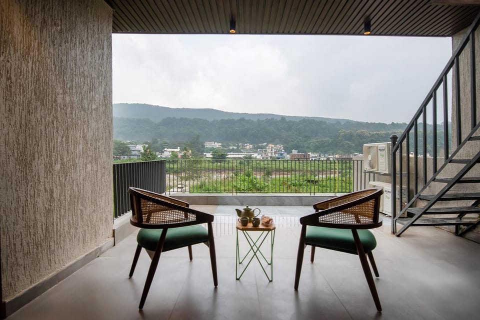 Natural landscape, Balcony/Terrace, Mountain view