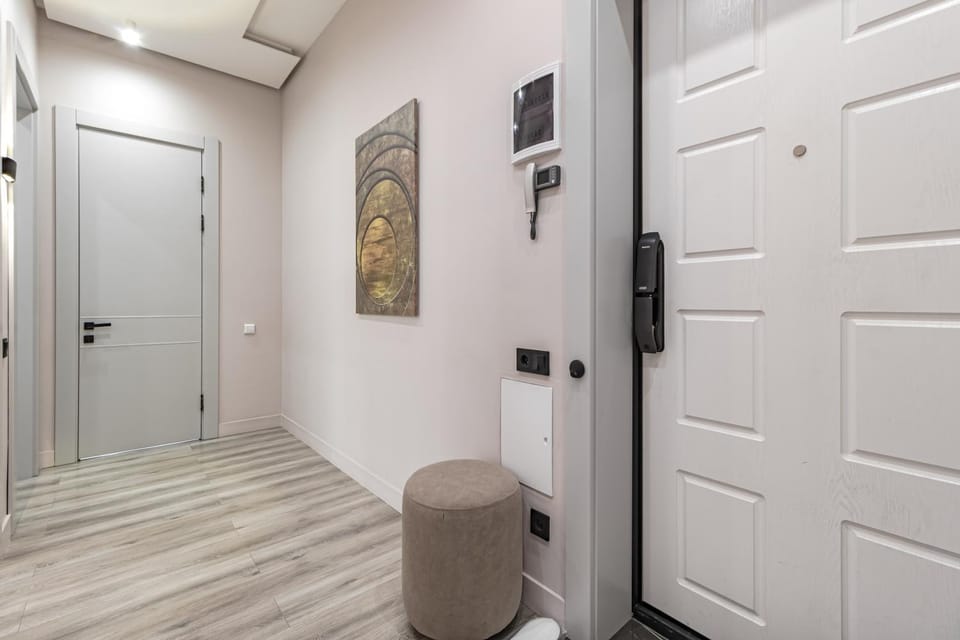 Bathroom, wardrobe