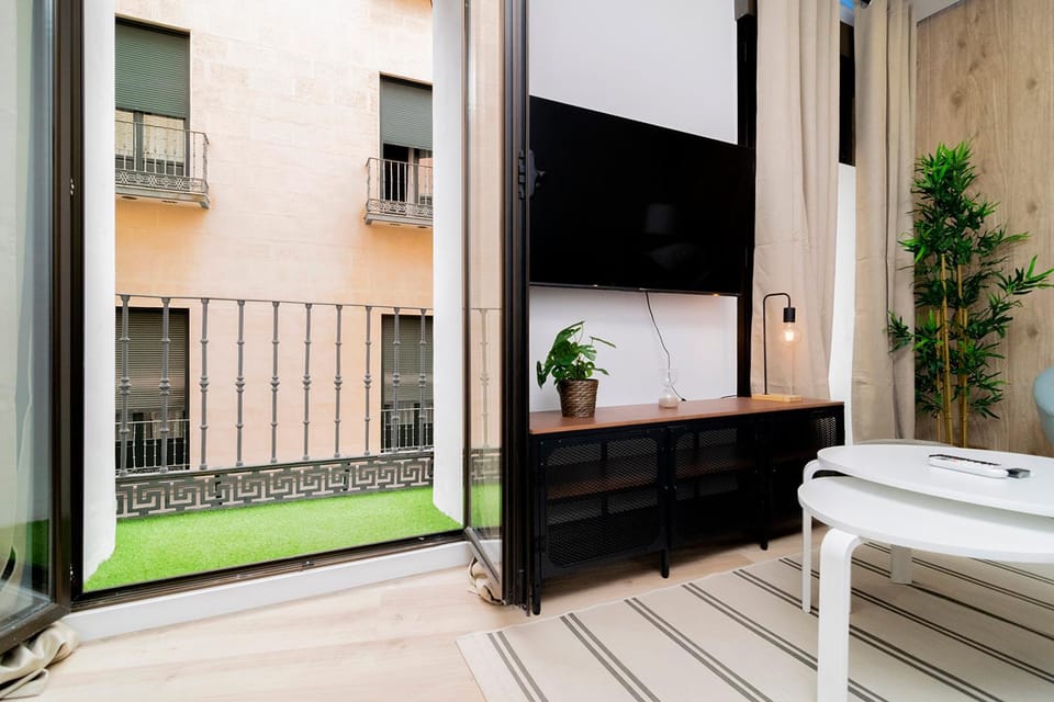 Elegancia junto al arte en Madrid Apartment in Centro