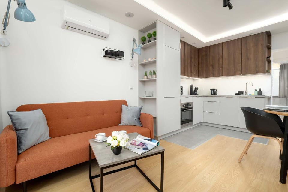 Kitchen or kitchenette, Living room, Seating area