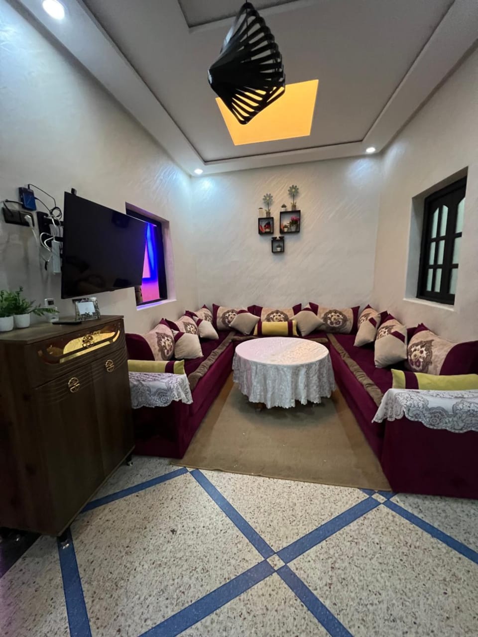 Communal lounge/ TV room, TV and multimedia