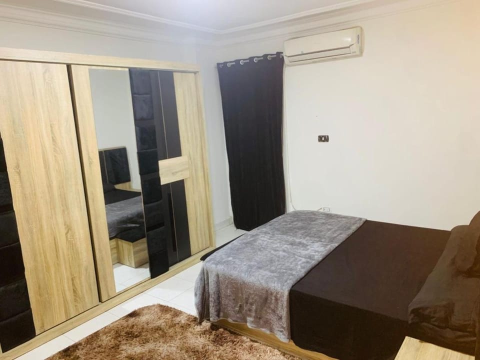 Hire Apartment in Alexandria