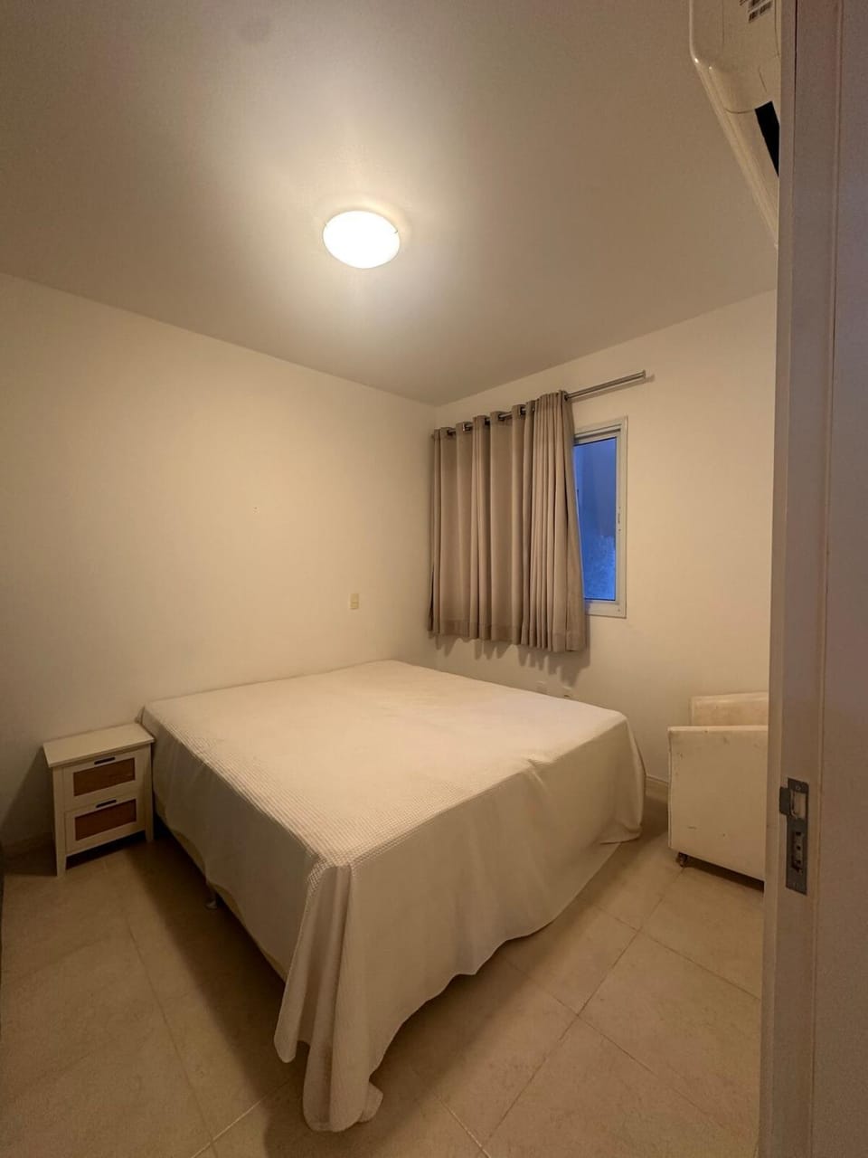 Apartamento na praia de Palmas Apartment in Florianopolis