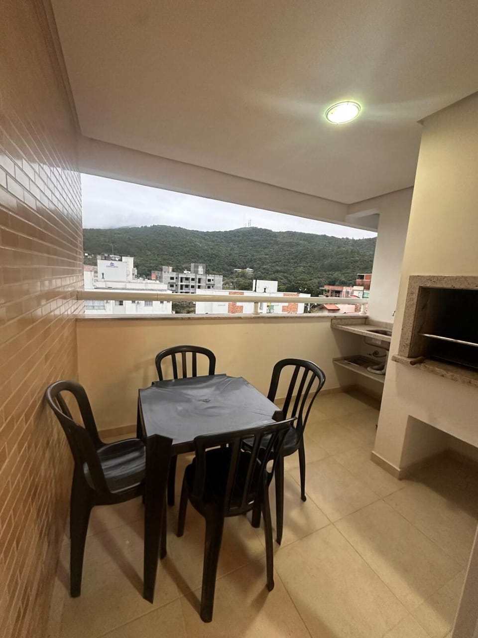 Apartamento na praia de Palmas Apartment in Florianopolis
