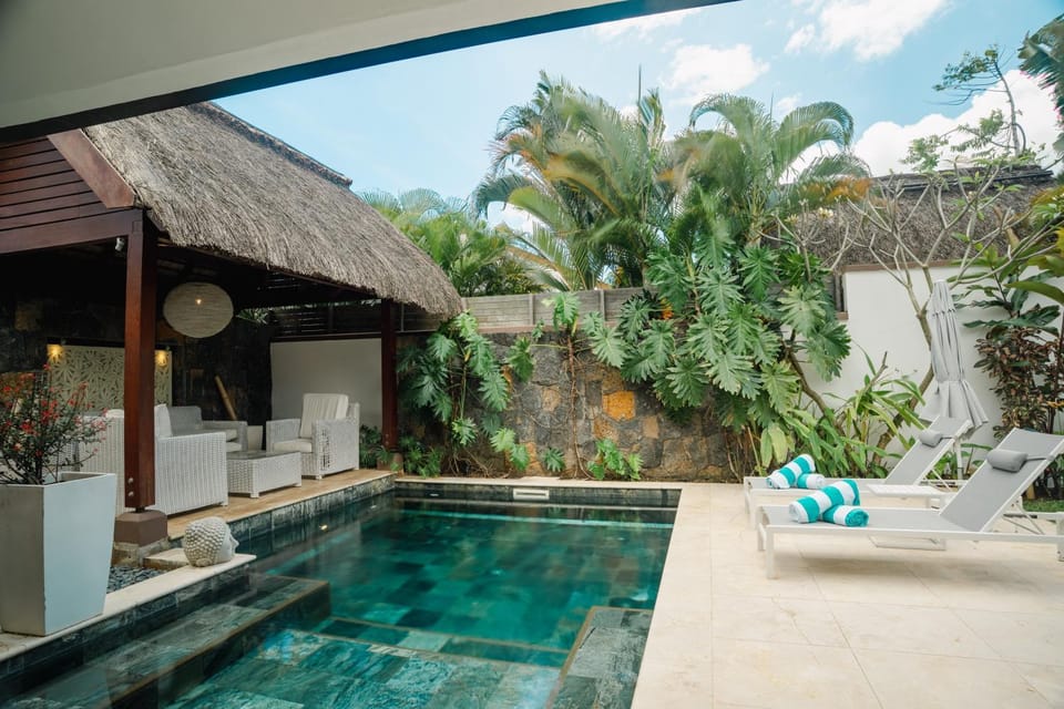 Pool view, Swimming pool, Swimming pool, sunbed