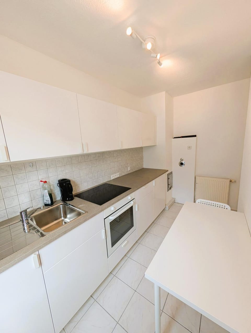 RENOVIERTE 3 ZKB Flurstr 17 50 Stuttgart Apartment in Stuttgart