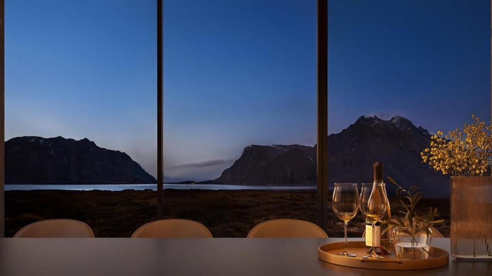 Lodge 11 - Amazing cabin in Lyngvær Cabin in Lofoten