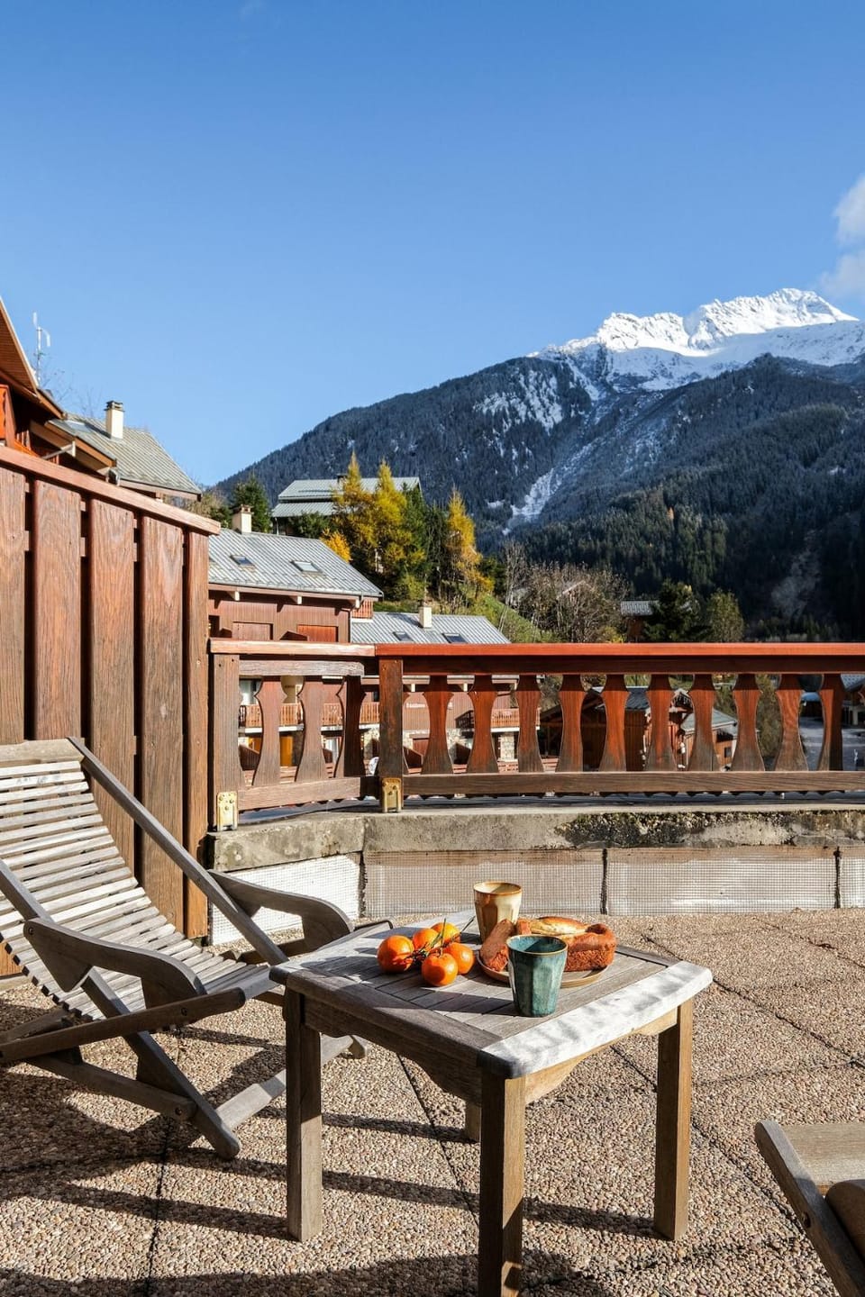 Patio, Day, Natural landscape, View (from property/room), Balcony/Terrace, Dining area, Mountain view