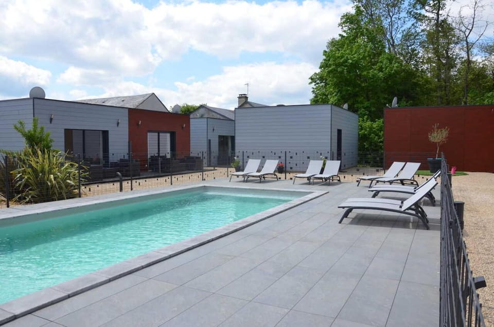 Le gite de l'olivier House in Poitiers