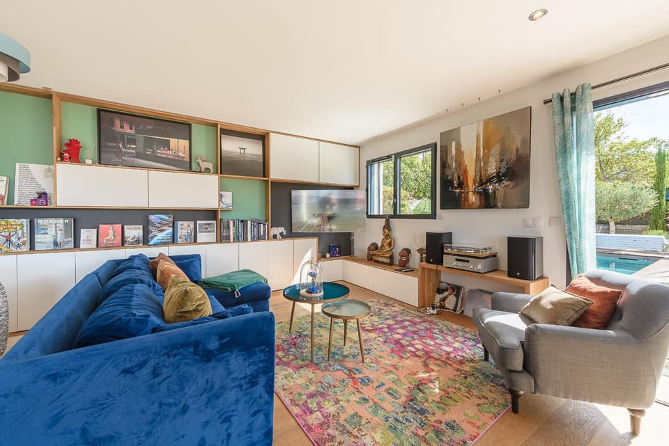 Communal lounge/ TV room, Seating area