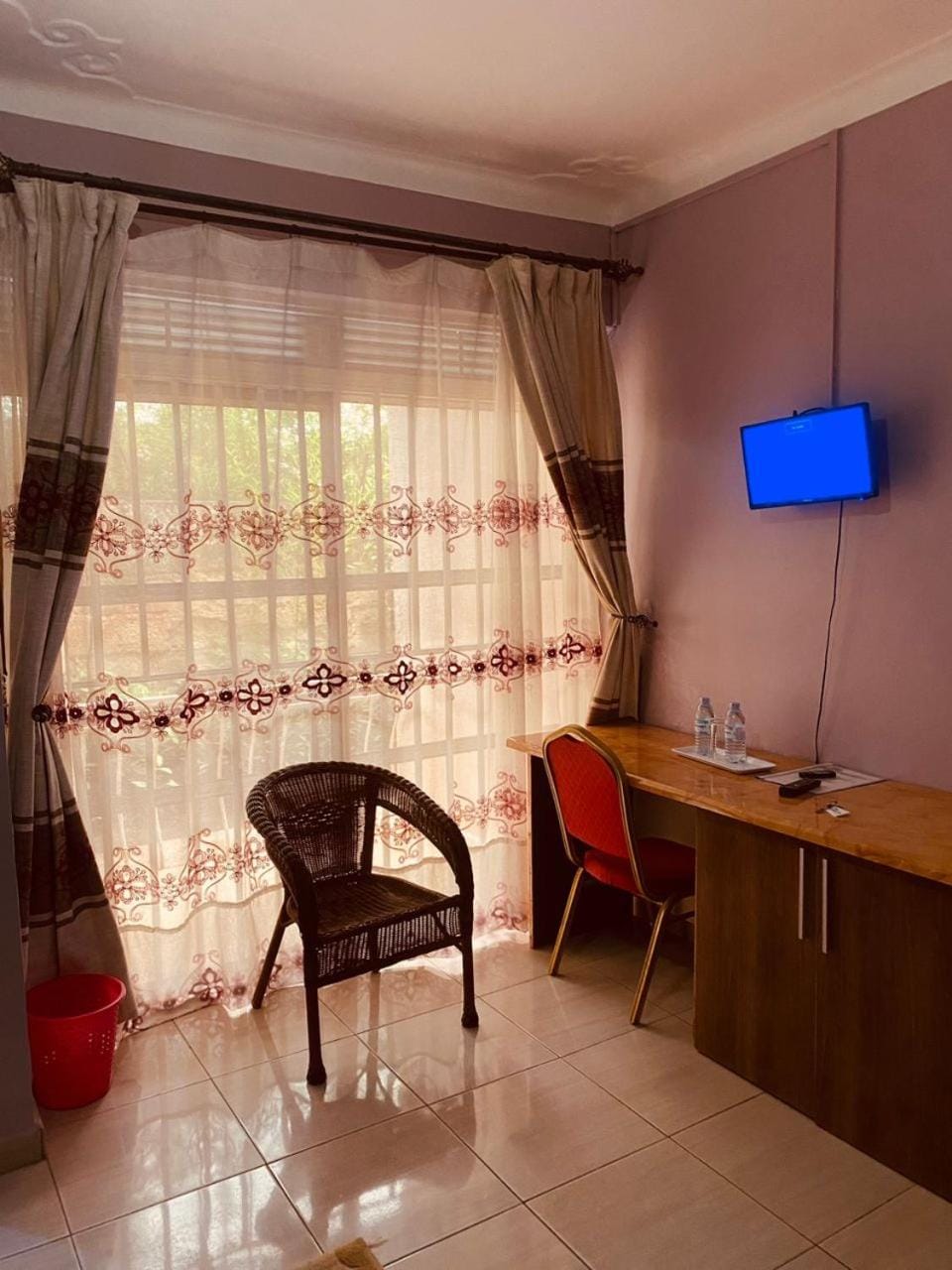 TV and multimedia, View (from property/room), Seating area