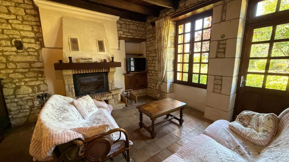 Les rosiers House in Nouvelle-Aquitaine
