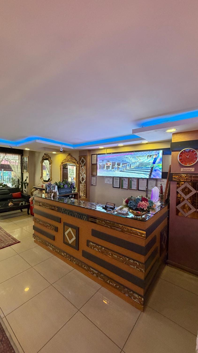 Lobby or reception, On site