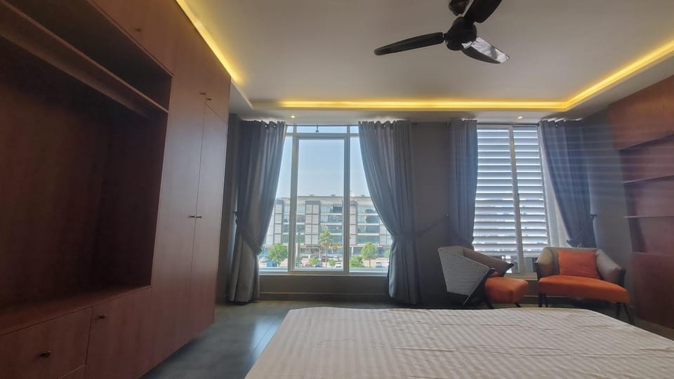Bed, Bedroom, City view