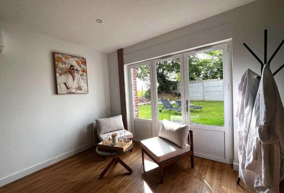 Seating area, Garden view