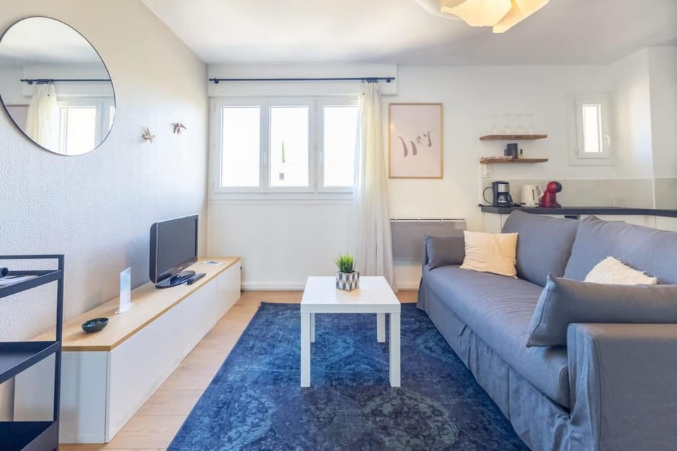 Magnifique T2 - Centre Sanary & Parking privé - Senaya Apartment in Sanary-sur-Mer